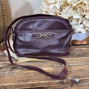 Vintage Etienne Aigner Elegant Burgundy Leather Crossbody Bag